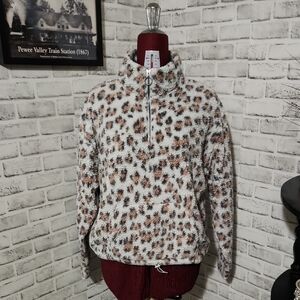 SO Leopard Print Sherpa Pullover